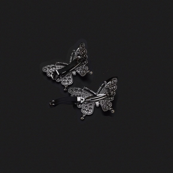Elegant butterfly Swarovski Rhinestone hair barrette.NWT - Picture 5 of 5